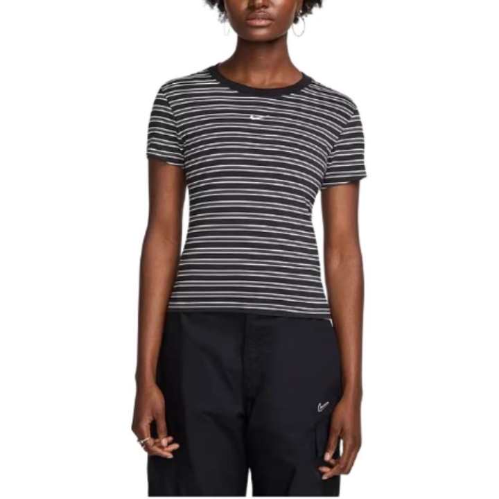 Nike Nike T Shirts Women's Black Crew Neck
