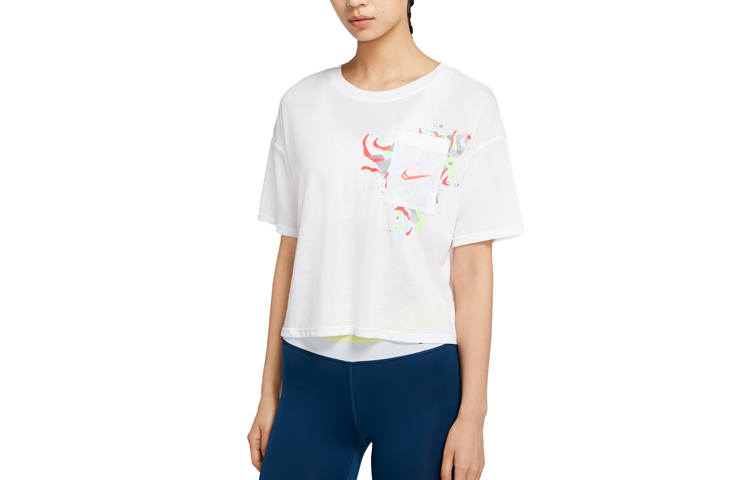 Nike Nike T Shirts Women's White Crew Neck Moderate Straight Fit