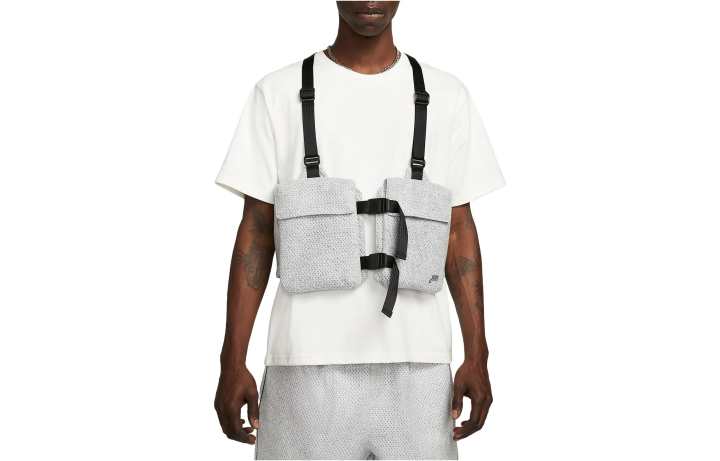 Nike Nike Vests Men's Ecru Moderate