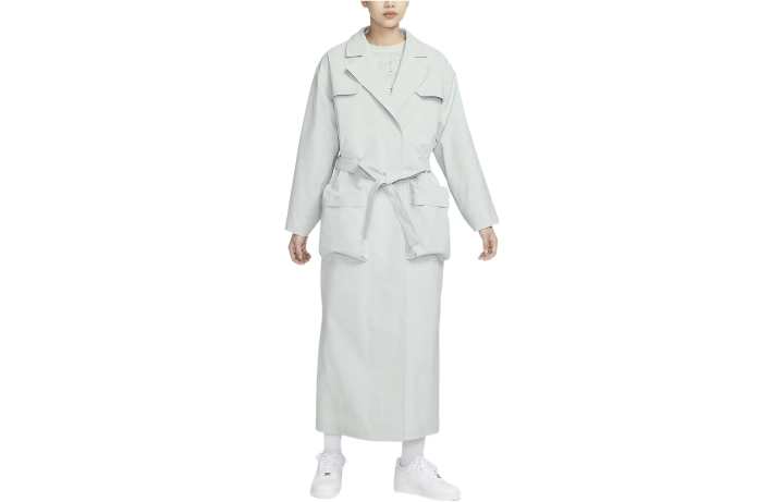 Nike Nike Trench Coats Women's Light Silver Lapel Moderate