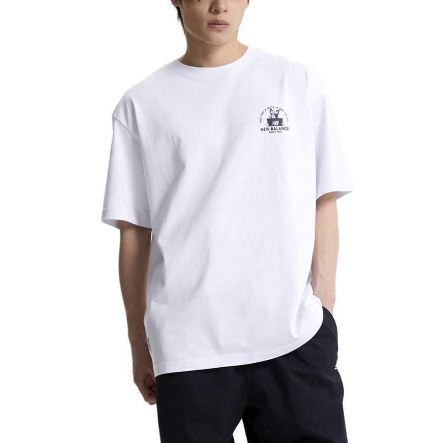 New Balance New Balance SEMI Over FIT UNI FRIENDS SHOEBOX T Shirt Unisex White