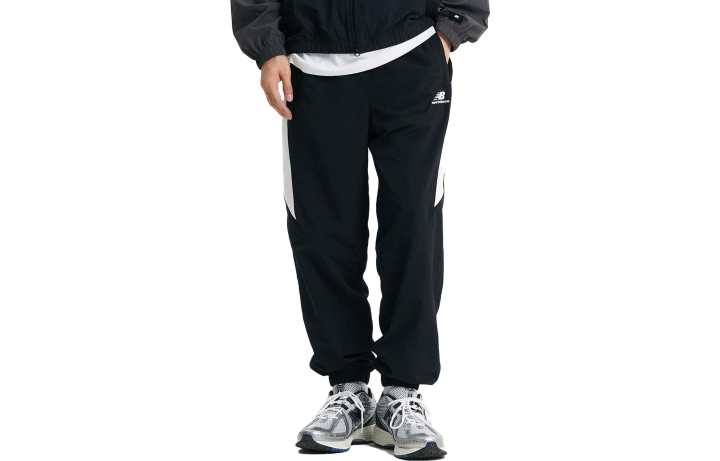New Balance New Balance Casual Pants Men's Black Moderate Straight Fit Pants
