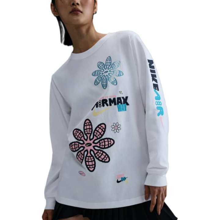 Nike Nike T Shirts Women's White Crew Neck