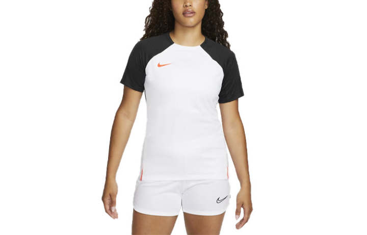 Nike Nike T Shirts Women's Black/White Crew Neck Moderate Straight Fit