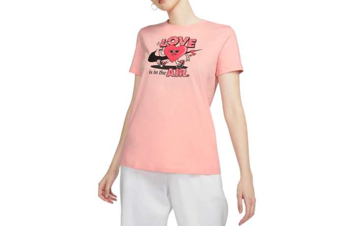 Nike Nike T Shirts Women's Pink Crew Neck Moderate Straight Fit
