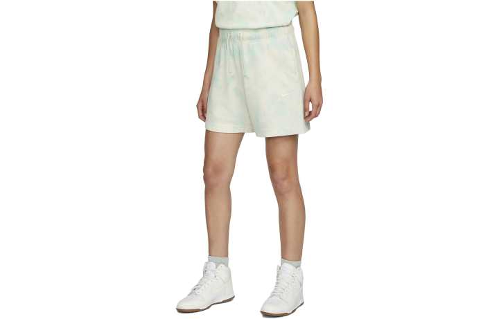 Nike Nike Sports Shorts Women's Mint Foam Moderate Woven Shorts