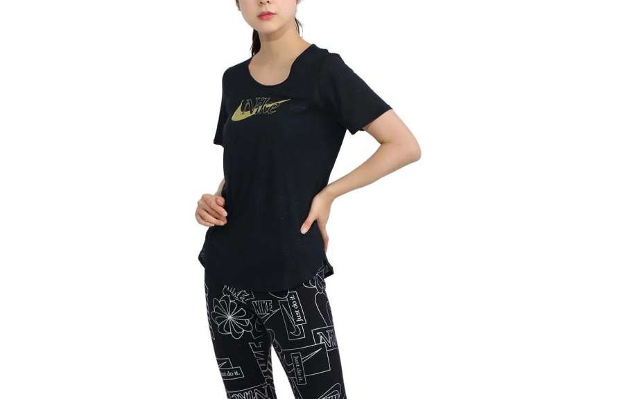 Nike Nike T Shirts Women's Black Crew Neck Moderate Other