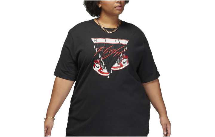 Nike Nike T Shirts Women's Black Crew Neck Moderate Straight Fit