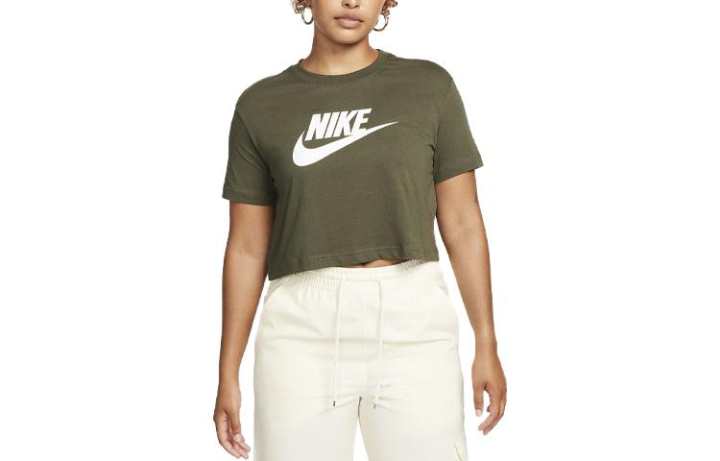 Nike Nike T Shirts Women's Olive Crew Neck Moderate Straight Fit
