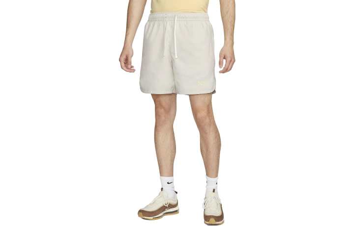 Nike Nike Casual Shorts Men's Light Bone Moderate