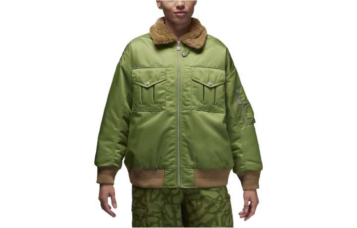 Jordan Jordan Jackets Women's Green Crew Neck Moderate