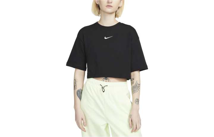 Nike Nike Crop Tops Women's Black Crew Neck Moderate