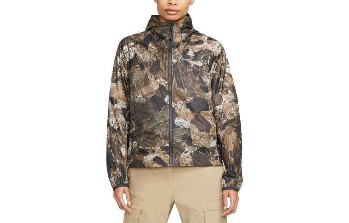 Nike Nike Jackets Women's Multicolor Hooded Moderate Other