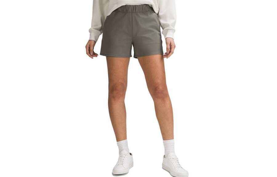 Lululemon Sports Shorts Women's Moderate Wide Leg Pants