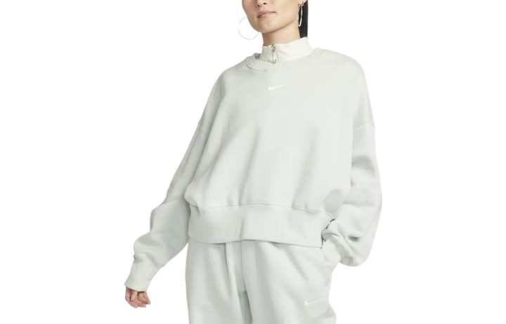 Nike Nike Sweatshirts Women's Green Stand Collar Moderate Regular