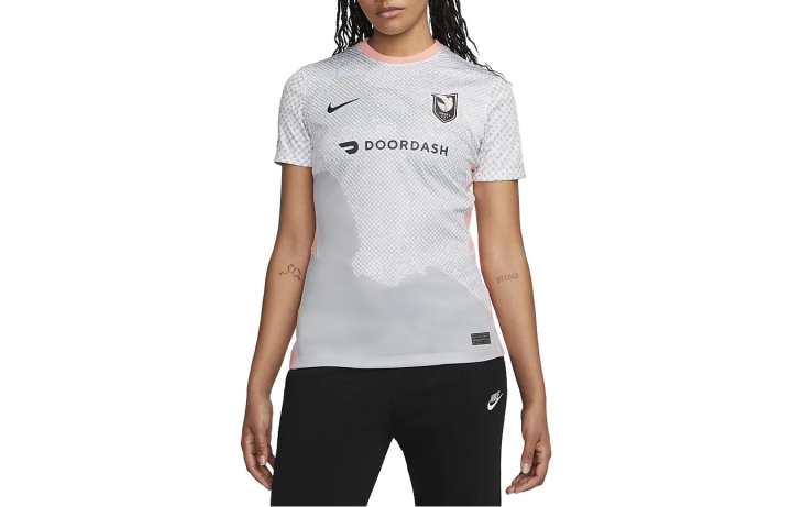 Nike Nike T Shirts Women's Light Gray Crew Neck Moderate Straight Fit