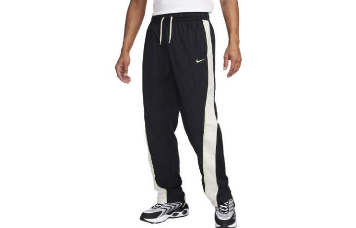 Nike Nike Casual Pants Men's Black Moderate Straight Fit Pants