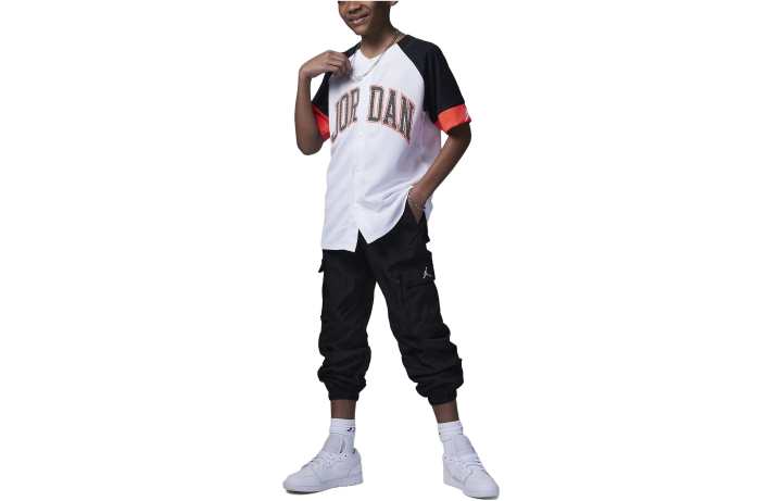 Jordan Jordan Grade School T Shirts Crew Neck Moderate