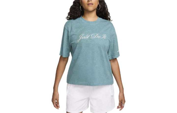 Nike Nike Sportswear Women's T-Shirt