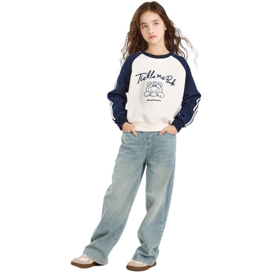 Disney Kids Sweatshirts Crew Neck Moderate