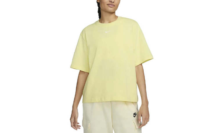 Nike Nike T Shirts Women's Lemon Crew Neck Moderate Straight Fit