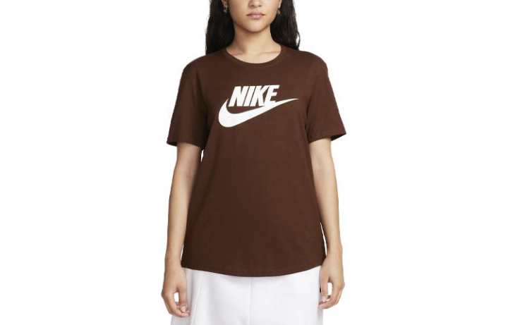 Nike Nike T Shirts Women's Brown Crew Neck Moderate Straight Fit