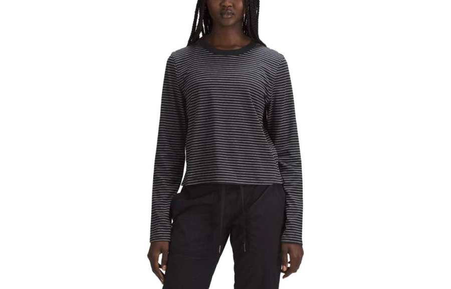 Lululemon T Shirts Women's Black White Stripes Crew Neck Moderate Straight Fit