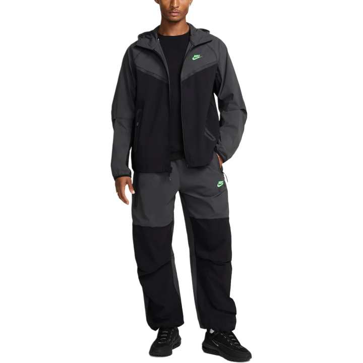 Nike Nike Tech Men's Woven Oversized Pants