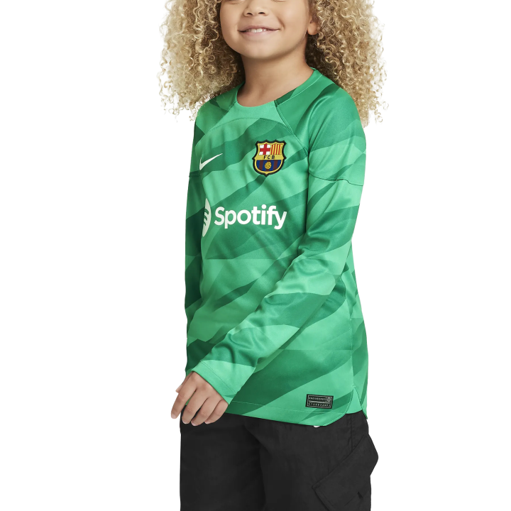Nike Nike Grade School T Shirts Crew Neck Moderate