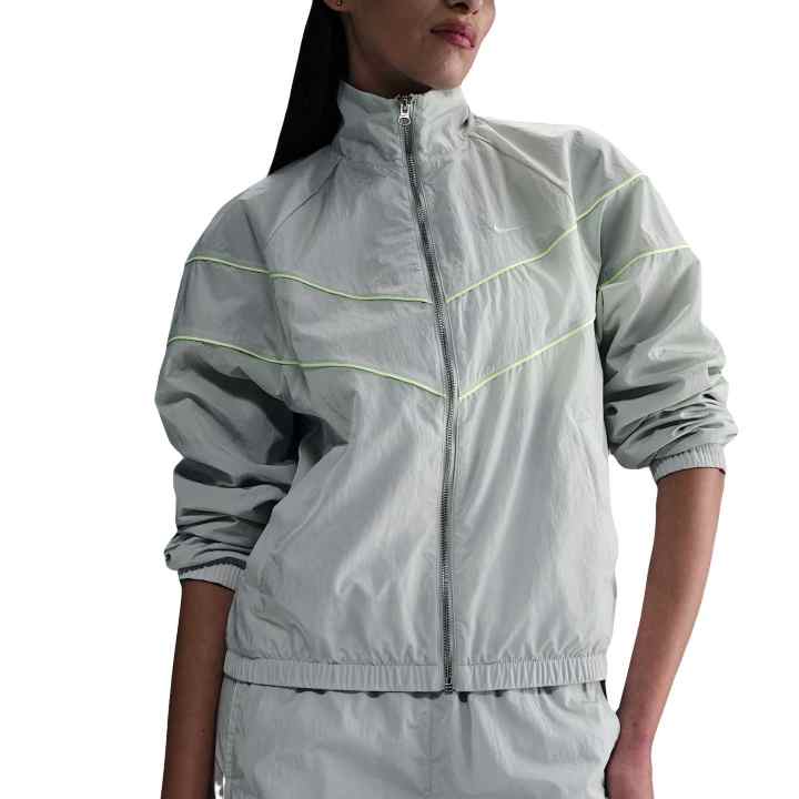 Nike Nike WINDRUNNERwoven Swoosh UVA UVB Jackets & Coats Women's