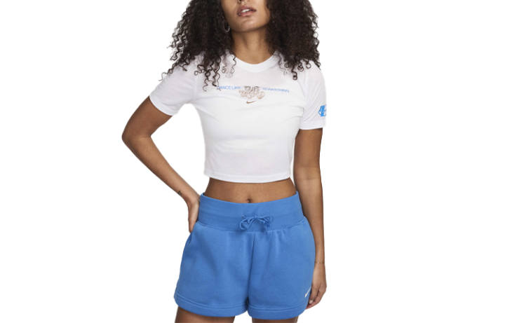 Nike Nike T Shirts Women's White Crew Neck Moderate Straight Fit