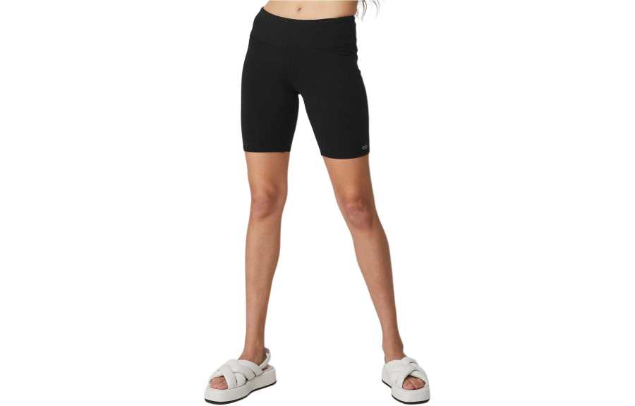 Alo Yoga Shorts Women's Moderate