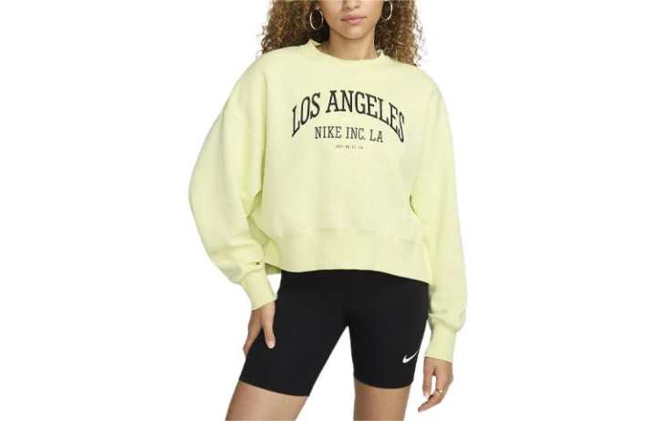 Nike Nike Sportswear Phoenix Fleece Women's Over-Oversized Crew-Neck Graphic Sweatshirt