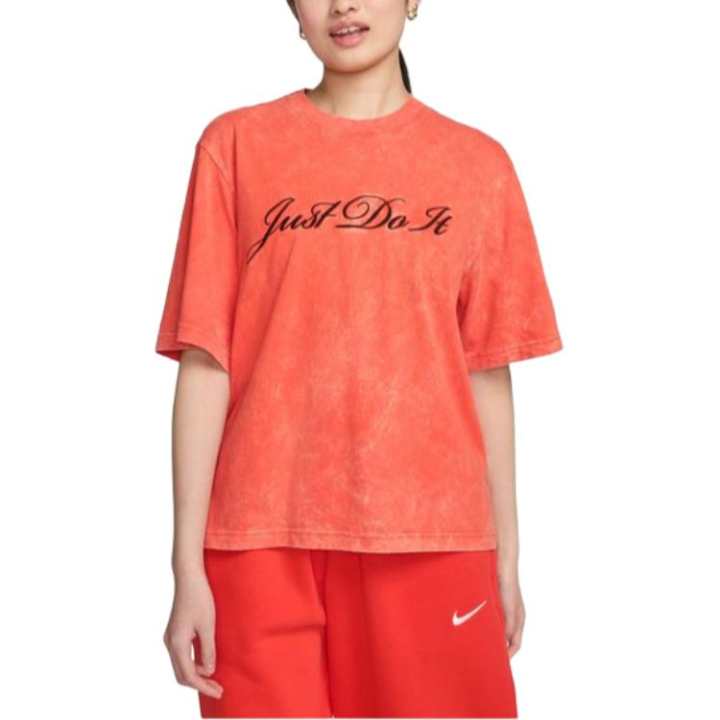 Nike Nike T Shirts Women's Orange Crew Neck Moderate Straight Fit