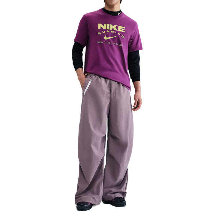 Nike Nike Sportswear T Shirts Men's Purple Crew Neck Moderate