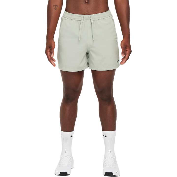 Nike Nike Form Men's Dri-FIT 5" Unlined Versatile Shorts