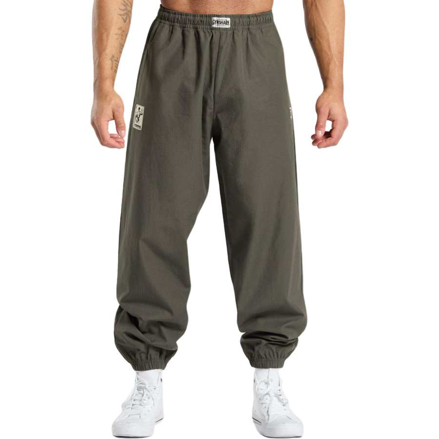 GYMSHARK PUMPER PANTS Casual Pants Men's Green