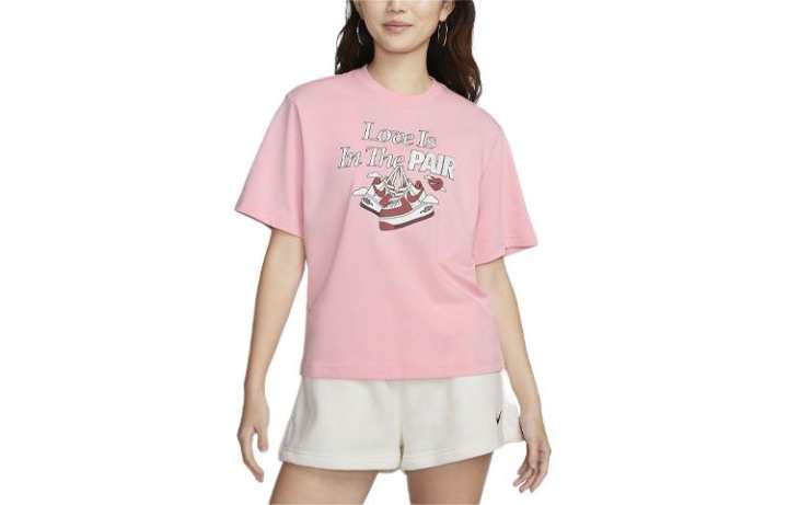 Nike Nike T Shirts Women's Pink Crew Neck Moderate Straight Fit