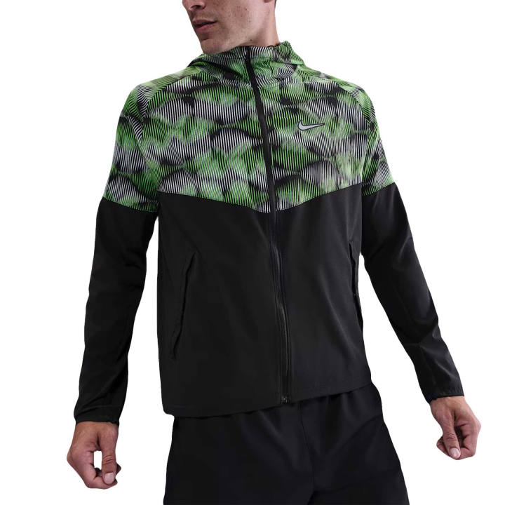 Nike Nike MILER Jackets Men's Black Hooded Moderate Other