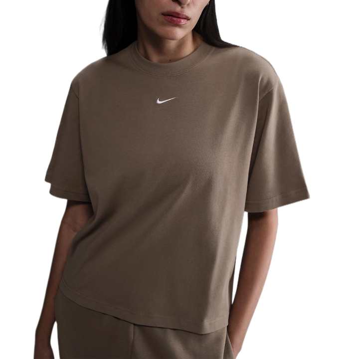 Nike Nike Sportswear Essential Women's Boxy T Shirt