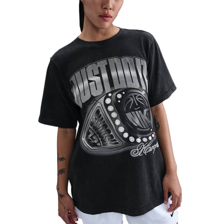 Nike Nike T Shirts Women's Black Crew Neck Moderate Straight Fit