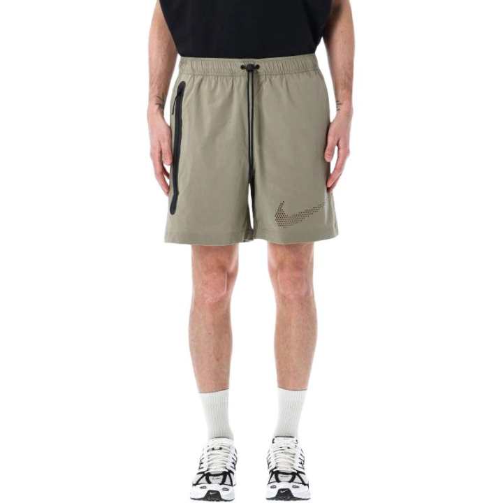 Nike Nike Tech shorts
