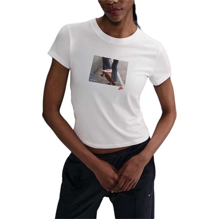 Nike Nike Sportswear Chill Knit Women's Slim Cropped T Shirt