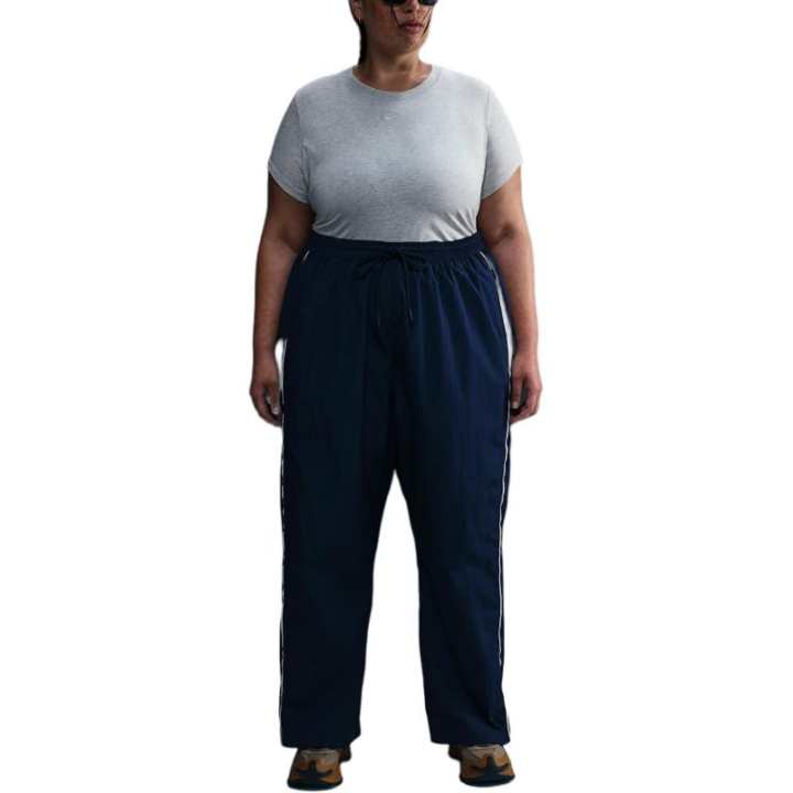 Nike Nike Sportswear Chill Knit Women's Cropped T-Shirt Plus Size