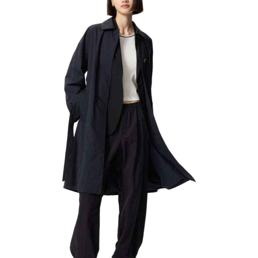 UNIQLO Coats Women's Black Lapel Moderate