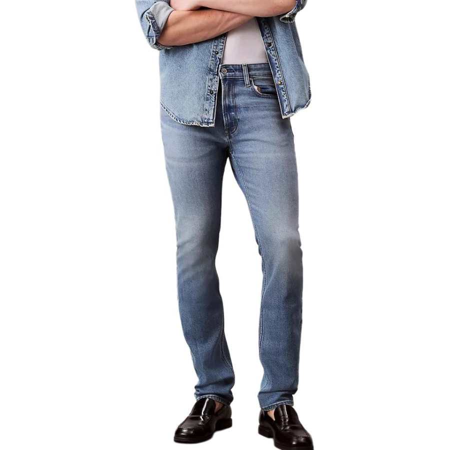 Calvin Klein Jeans Men's Light Blue Moderate Slim Fit Pants