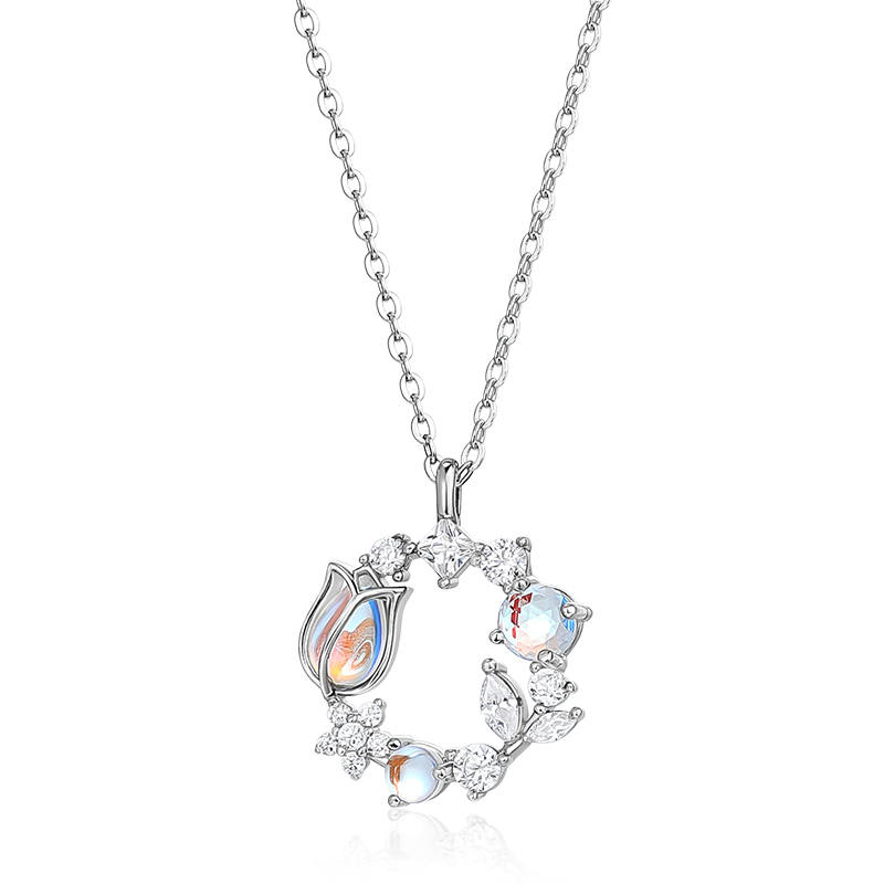 KADER 925 Sterling Silver Synthetic Cubic Zirconia Romantic Eye Catching Style Pendant Lively Women's