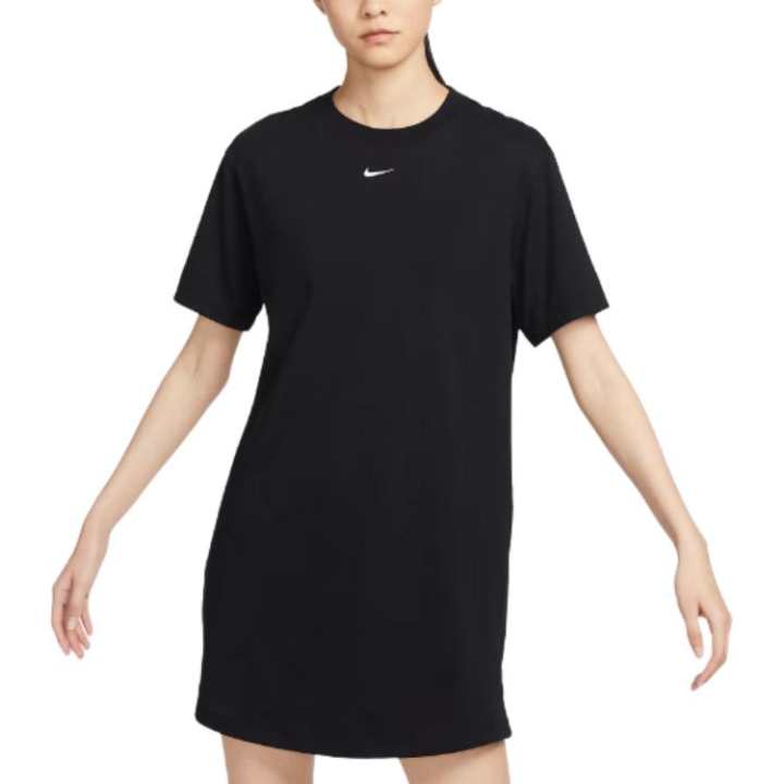 Nike Nike T Shirts Women's Black Crew Neck