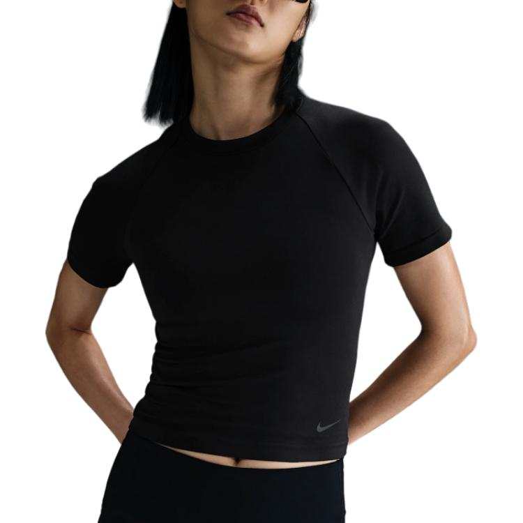 Nike Nike T Shirts Women's Black Crew Neck