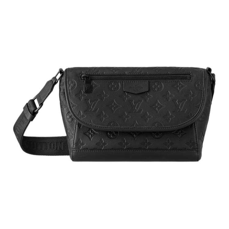 LOUIS VUITTON Lv None